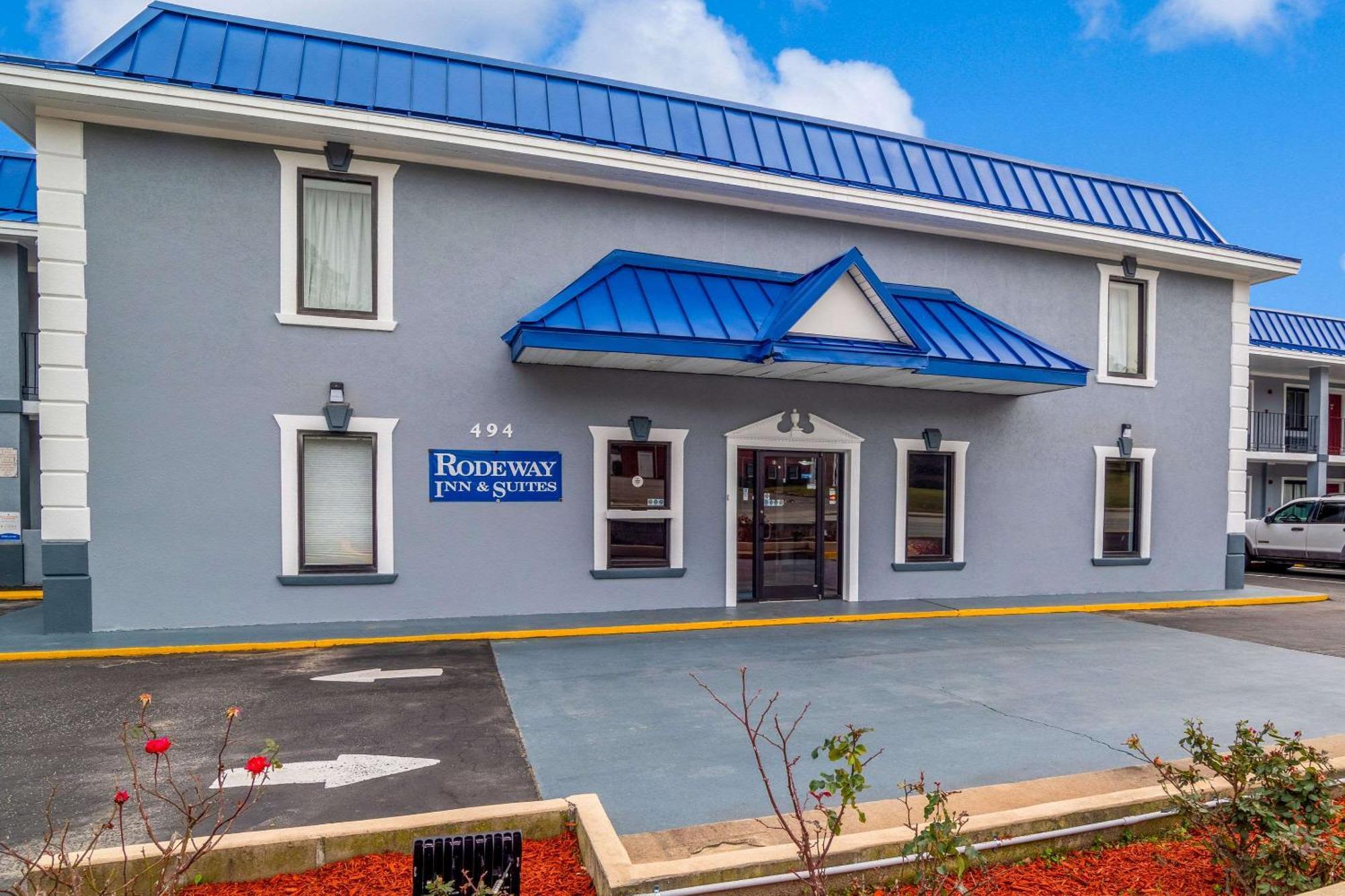Rodeway Inn & Suites Fort Jackson Columbia Exterior foto